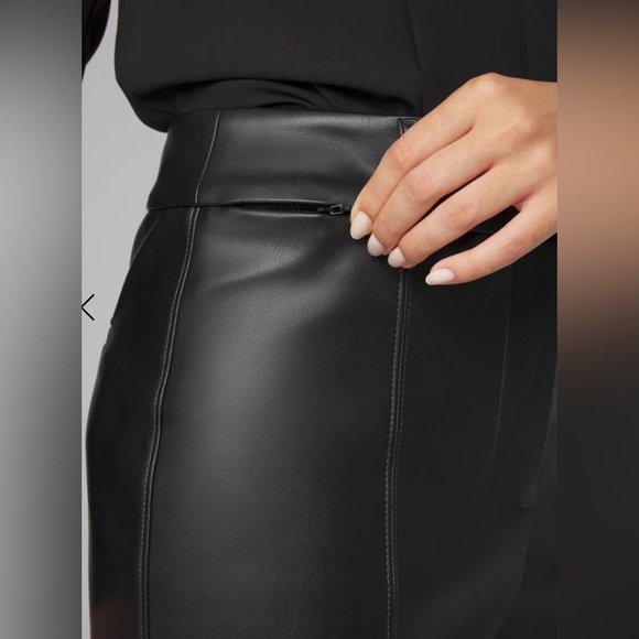 WHBM High-Rise Slim Faux Leather Trousers Black Size 6 - Picture 4 of 5